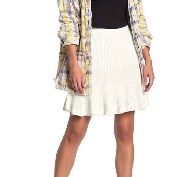NEW Free People Ivory White Ribbed Knit High Waisted A Line Mini Skirt XS - Picture 1 of 7